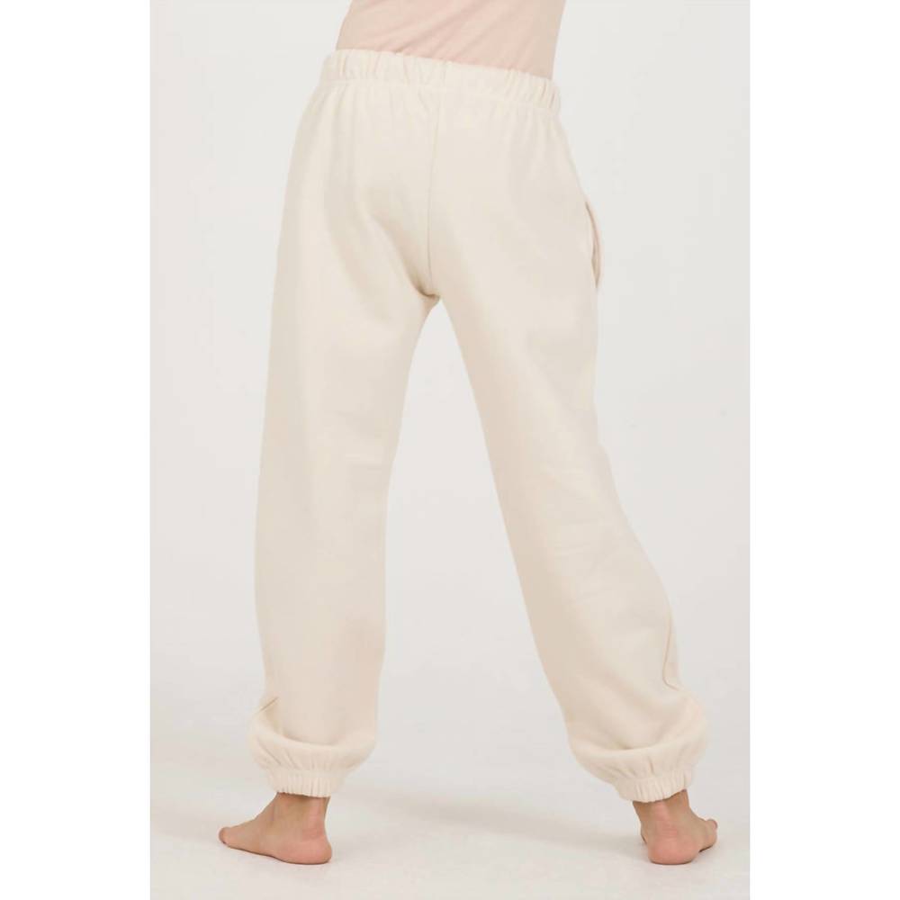 NEW VINTAGE HAVANA kid's ski destination jogger in bone - Picture 2 of 5